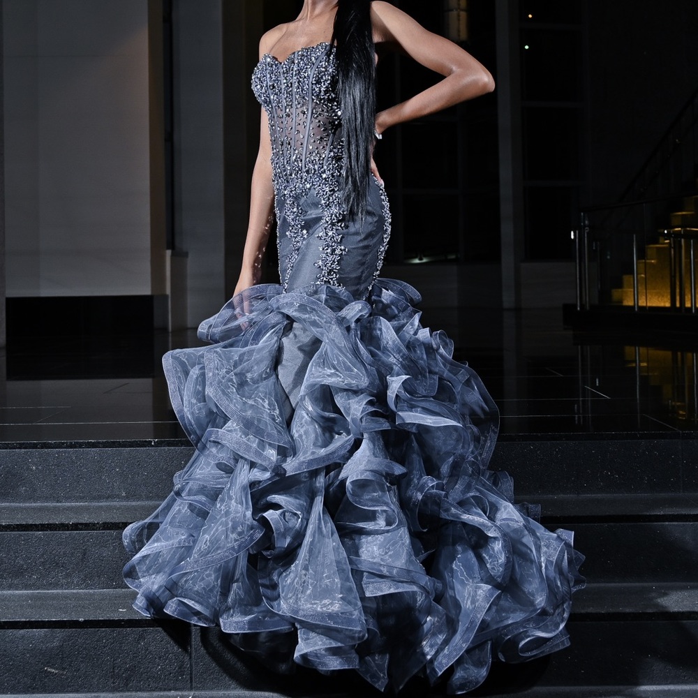 Corset prom dress. Fits like a small.